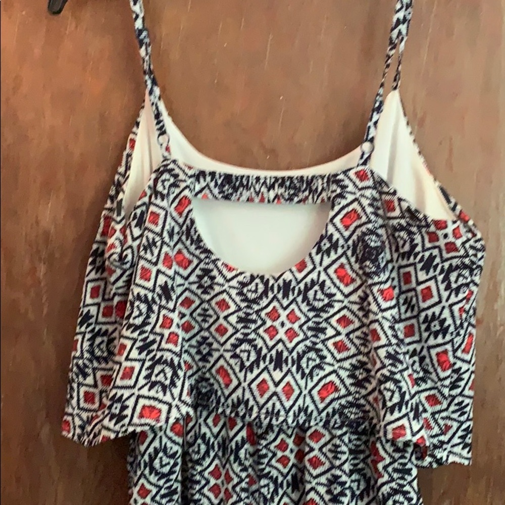 patterned romper - Picture 2 of 3